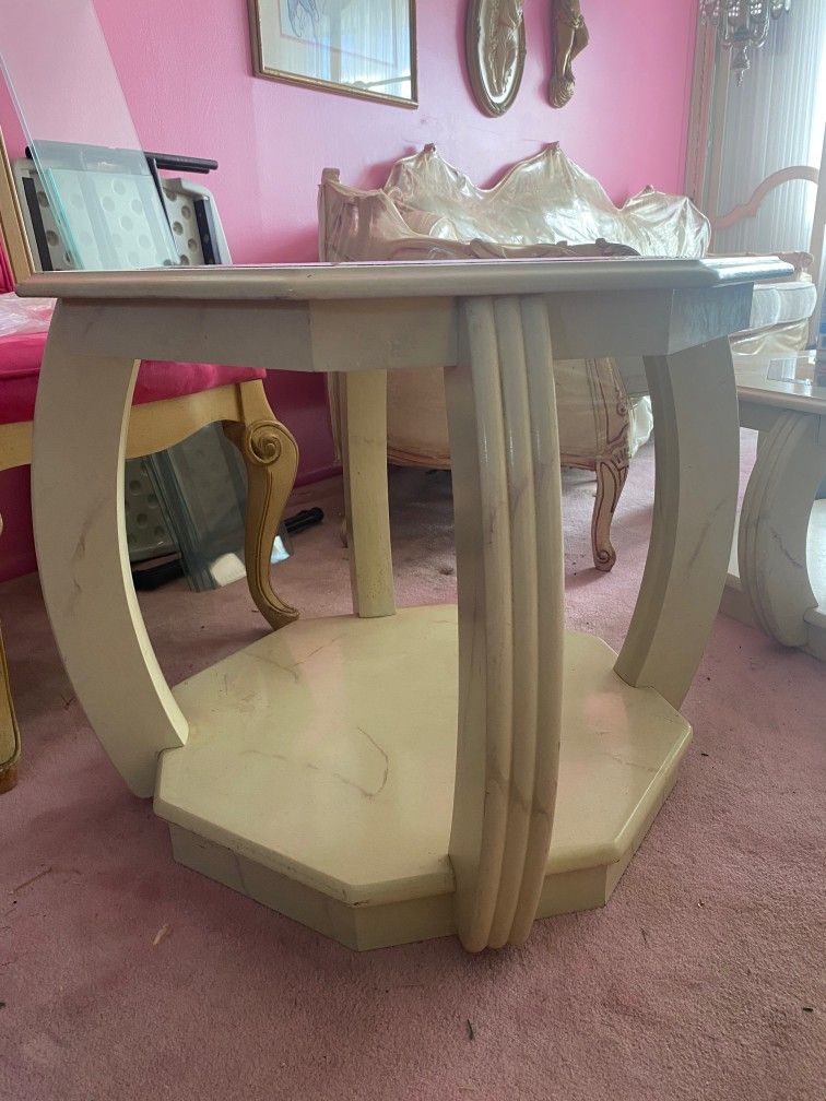 Vintage End/Coffee Table