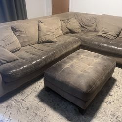 Neutral Sectional Couch With Ottoman