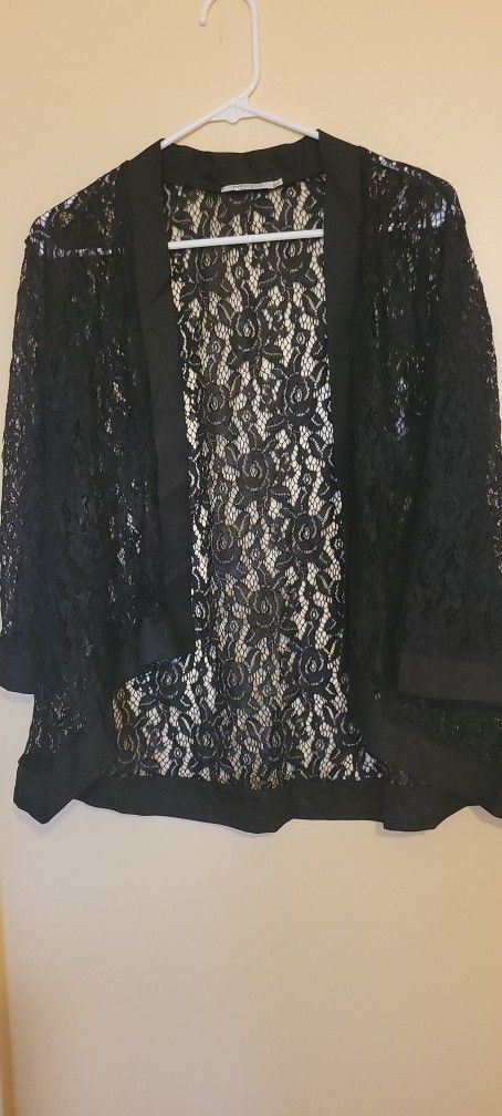 Womens shawls size Large