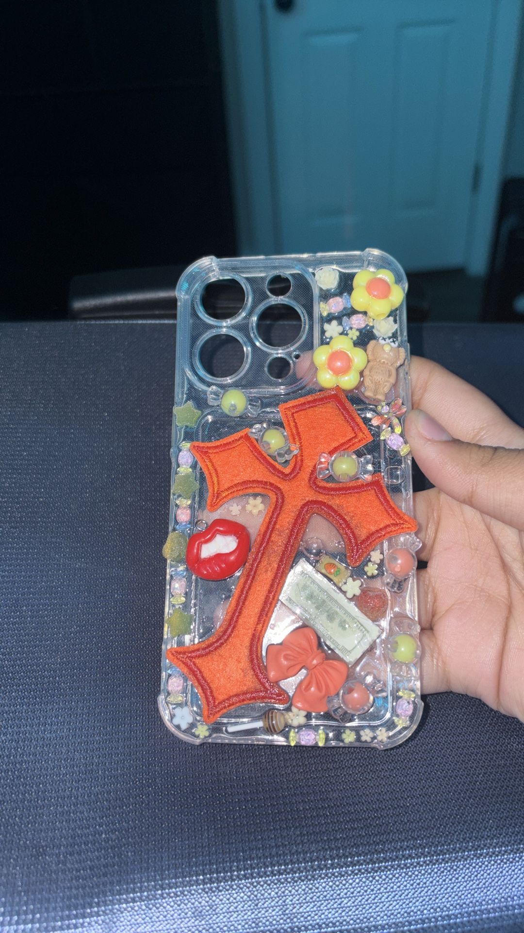 Orange’s iPhone 15 junk case