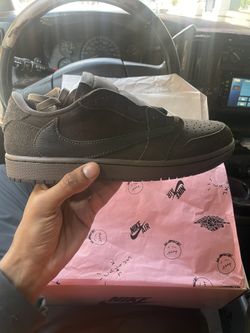 Travis Scott 1s Low