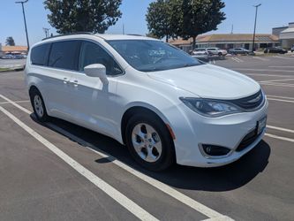 2018 Chrysler Pacifica Hybrid