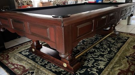 8.5 Oversized Prestige Brunswick Pool table