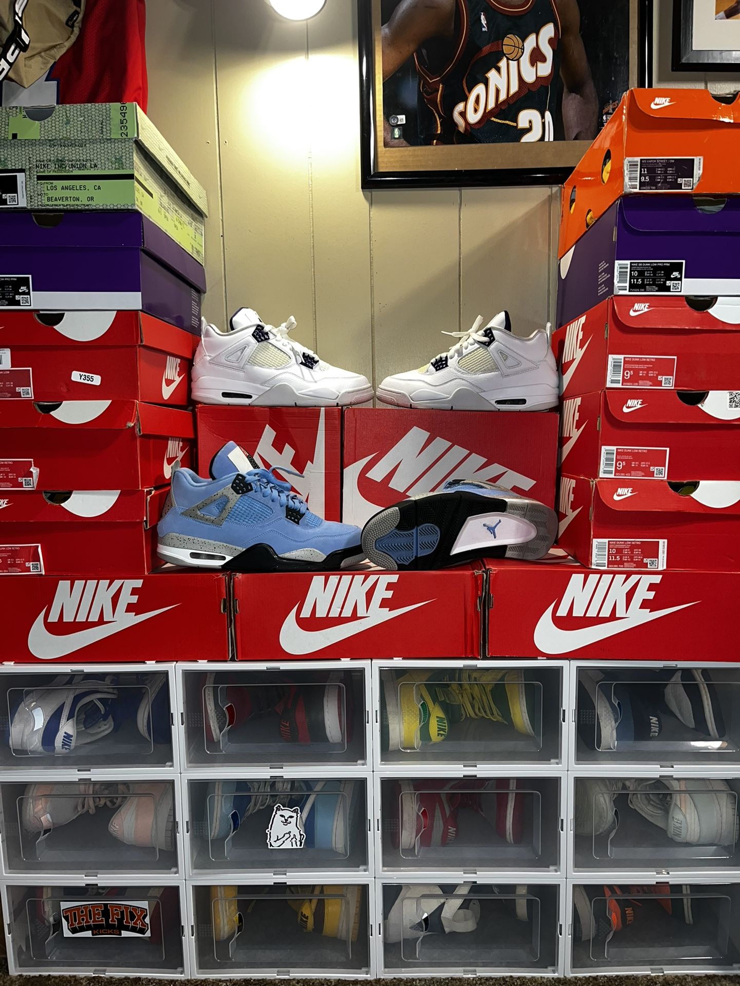 Dunk/Jordan Lot