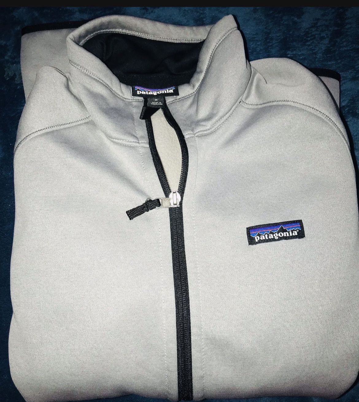 Men Patagonia Sweater(Firm Prices Only)