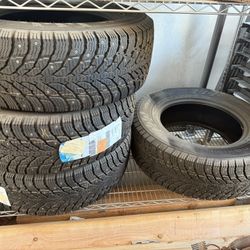 Hakkapelitta Tires 235/65 R16C