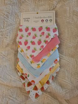 Baby Girl 7 pc bandana Bibs