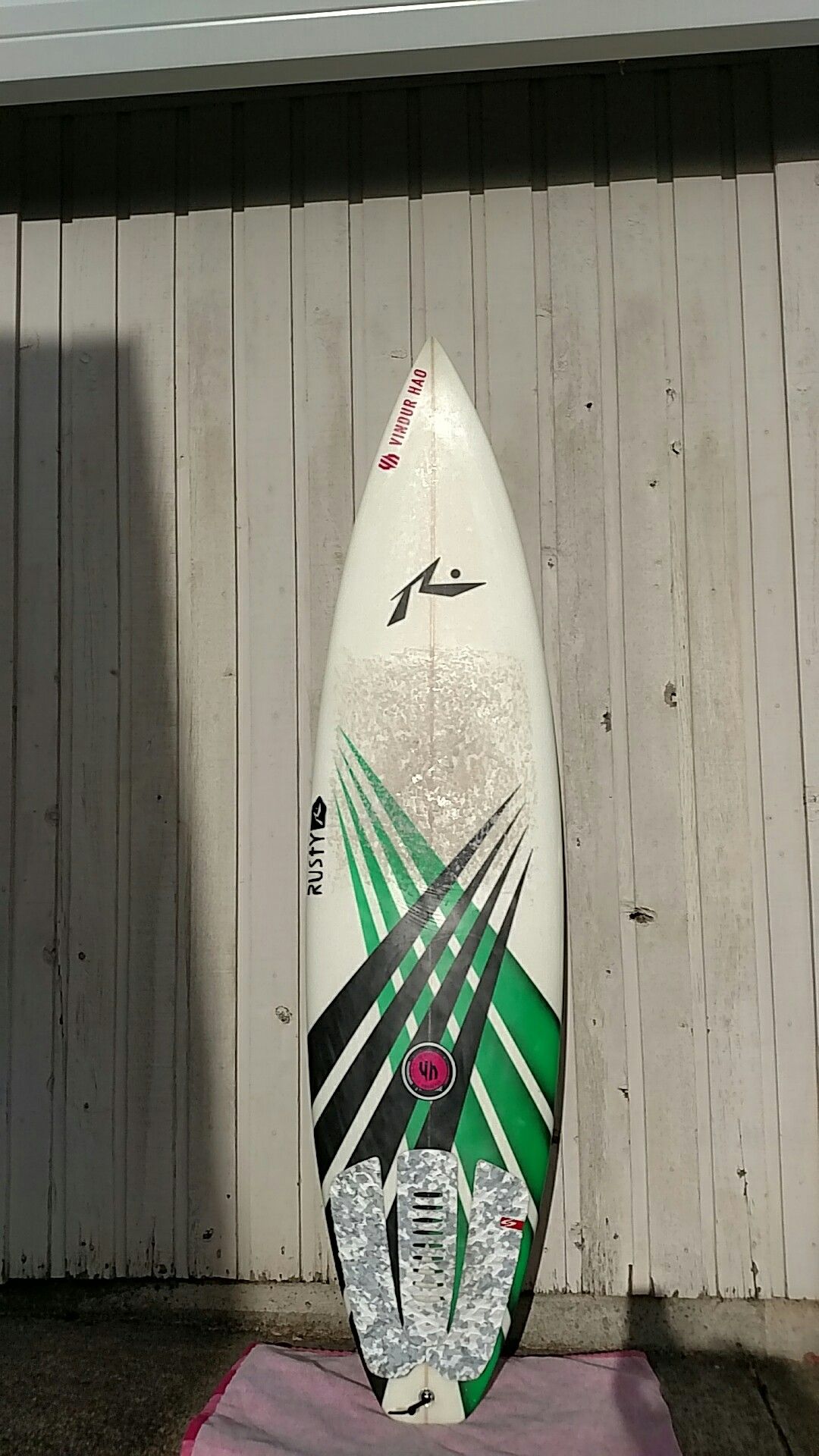 Surfboard 6'4 Rusty Redline