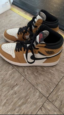 Jordan 1s size 8.5