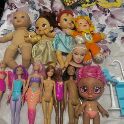 Dolls/Barbie w/Accessory 👉$40 All👈