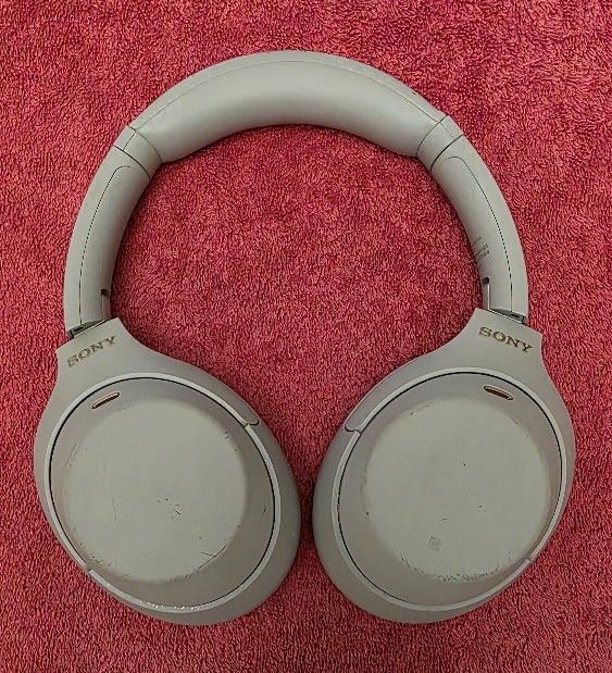Sony WH-1000XM4 Noise Canceling Overhead Bluetooth Wireless Headphones Silver
