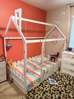Twin Bed Kids - House Bed
