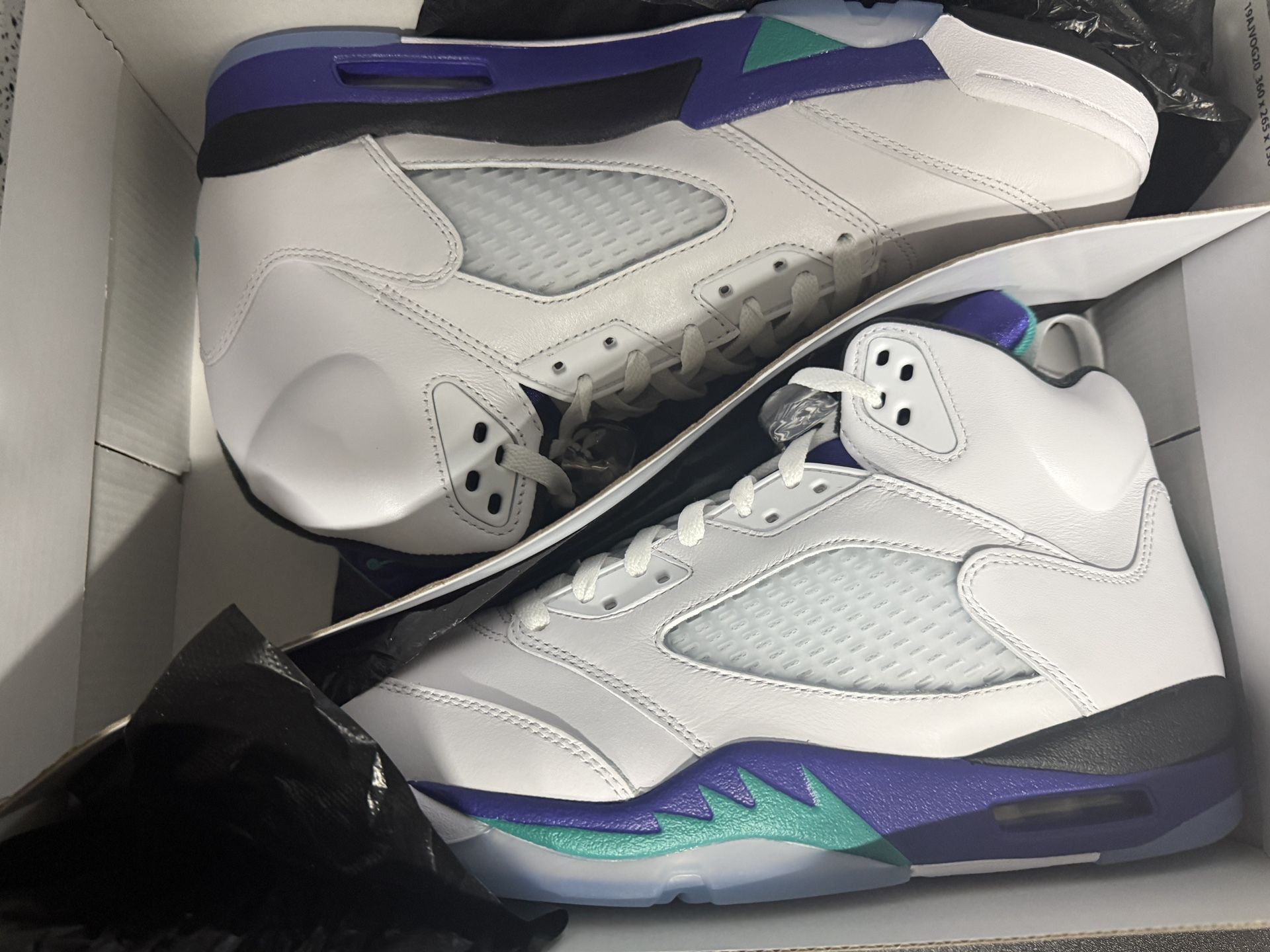 Air Jordan 5 Grape SIZE 12