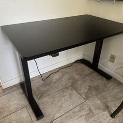 Desk And Chair 