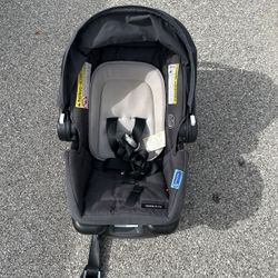 Infant Car seat ( GRACO)