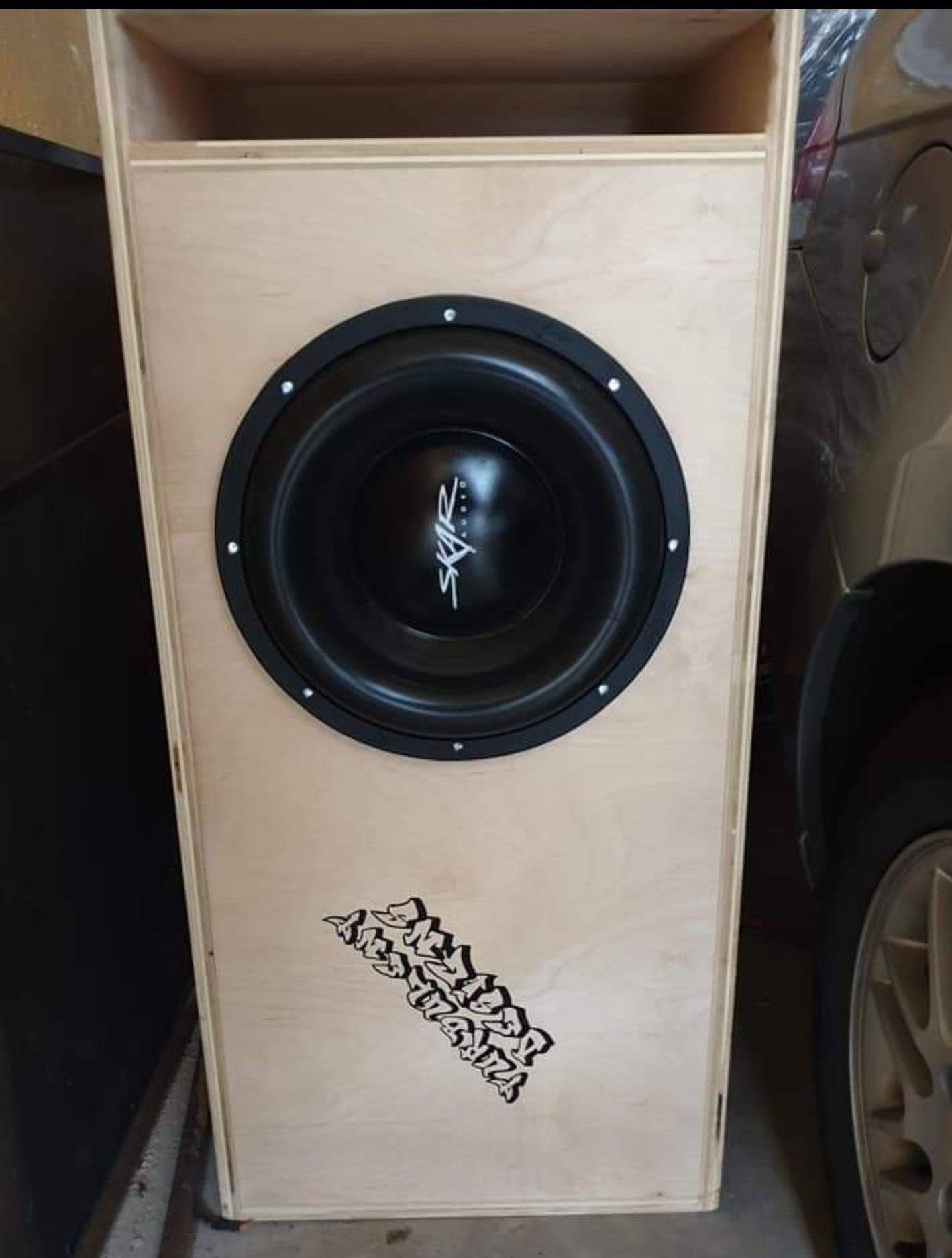 (READ DESCRIPTION) 12 Inch Custom Subwoofer Box /Skar Audio Sub
