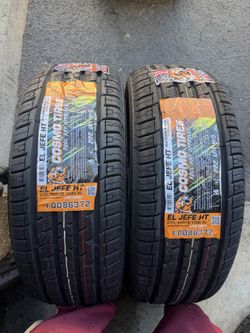 Cosmo 235 55 R18
