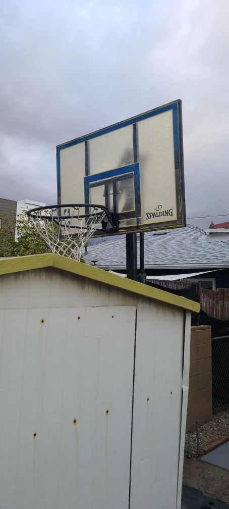Spalding Portable Basketball Stand