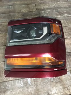 2017 Chevy Silverado Left Side Headlight 
