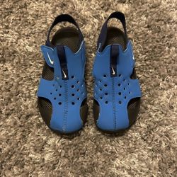 Nike Water Shoes