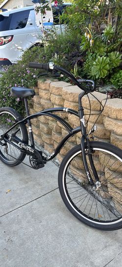 ELECTRA  Coaster 7 Speed Aluminum Frame 26” Wheels Ready To Ride