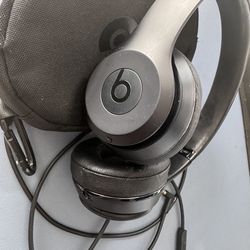 Beats Solo wireless headphones