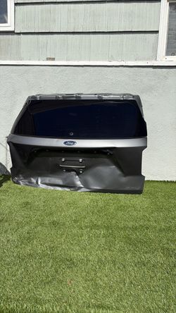 202020-2024 Ford explorer Liftgate Tailgate rear window (glass) vidrio trasero