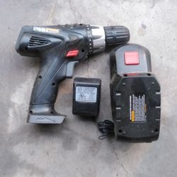 18V 3/8 in. Cordless Drill/Driver Kit With Keyless Chuck, 21 Clutch Settings 18V 3/8 in. Cordless Drill/Driver Kit With Keyless Chuck, 21 Clutch Settings