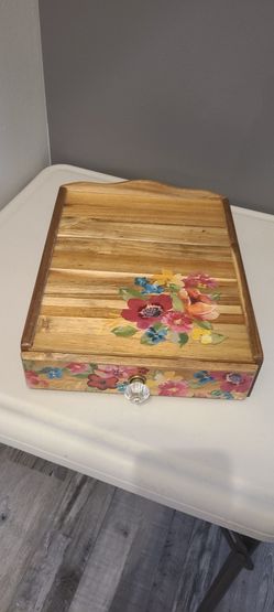 Wooden Pioneer Women K Cup Holder 