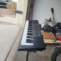 Casio Electric Keyboard 