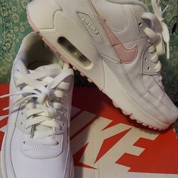 Nike Air Max.