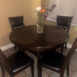 Kitchen table