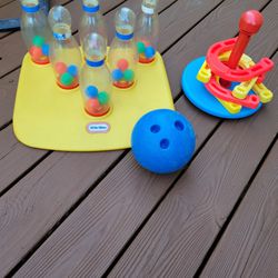 Vintage Little Tikes Bowling and Playschool Horseshoes