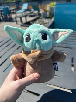 Star Wars Grogu The Child Crinkly Chew Toy