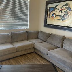 Ashly Furniture Couch (Grey)