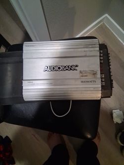 Audio Bank 800 Watts Amp