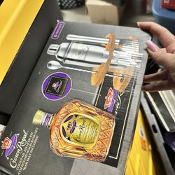 Crown Royal Cocktail Shaker Kit