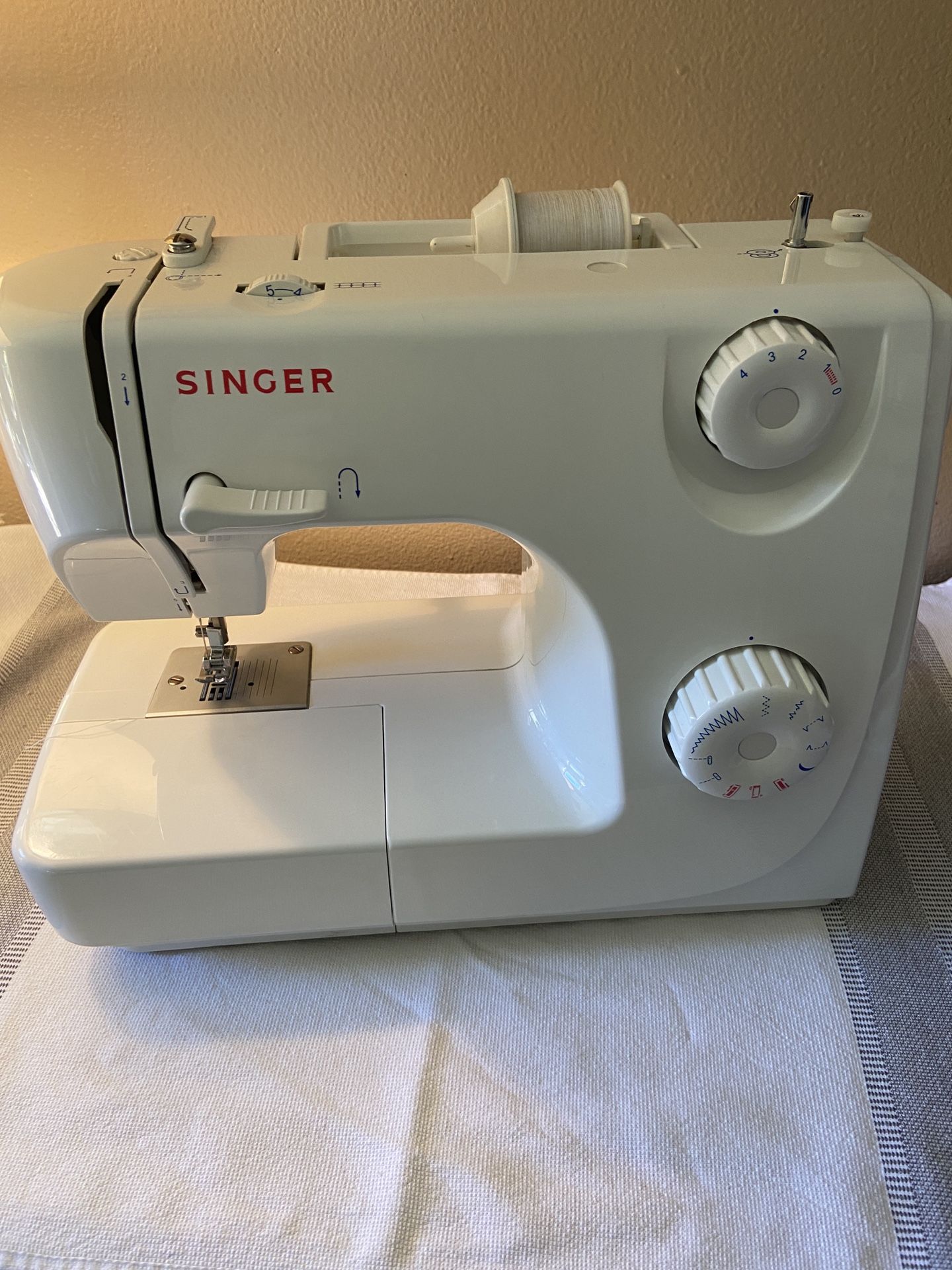 Singer Sewing Machine Model# E 99670 Perfect Working Condition With All Included Attachments and power Cord/foot Pedal   $120