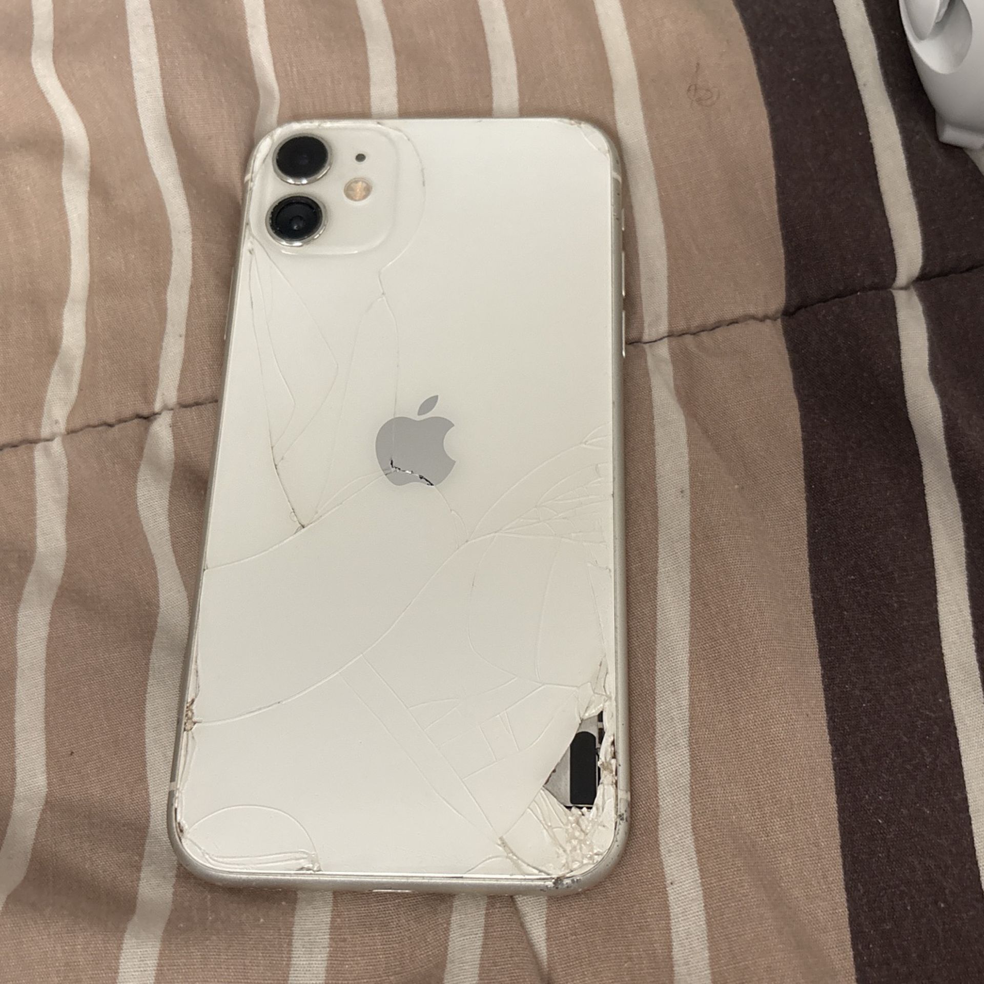 IPhone 11 for repair