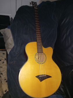 Dean Acoustic / Electric Bass
