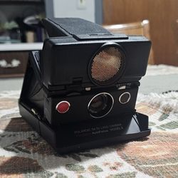 Polaroid SX-70 Model 2 Black Sonar Autofocus