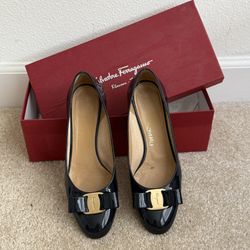 Salvatore Ferragamo | Vara Bow Pump, Used