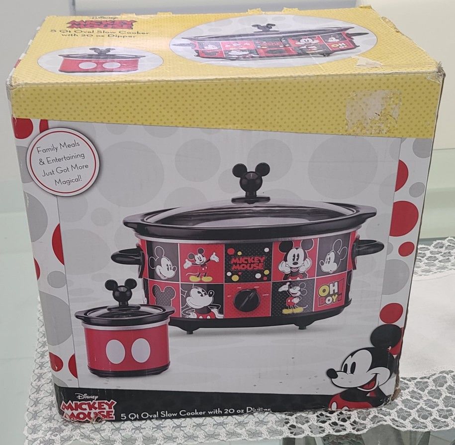 Disney Mickey Mouse Slow Cooker with Dipper