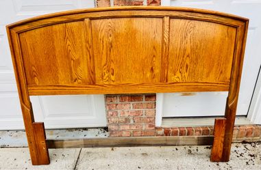 Thomasville Oak Wood Bed Headboard with Arched Panel Design