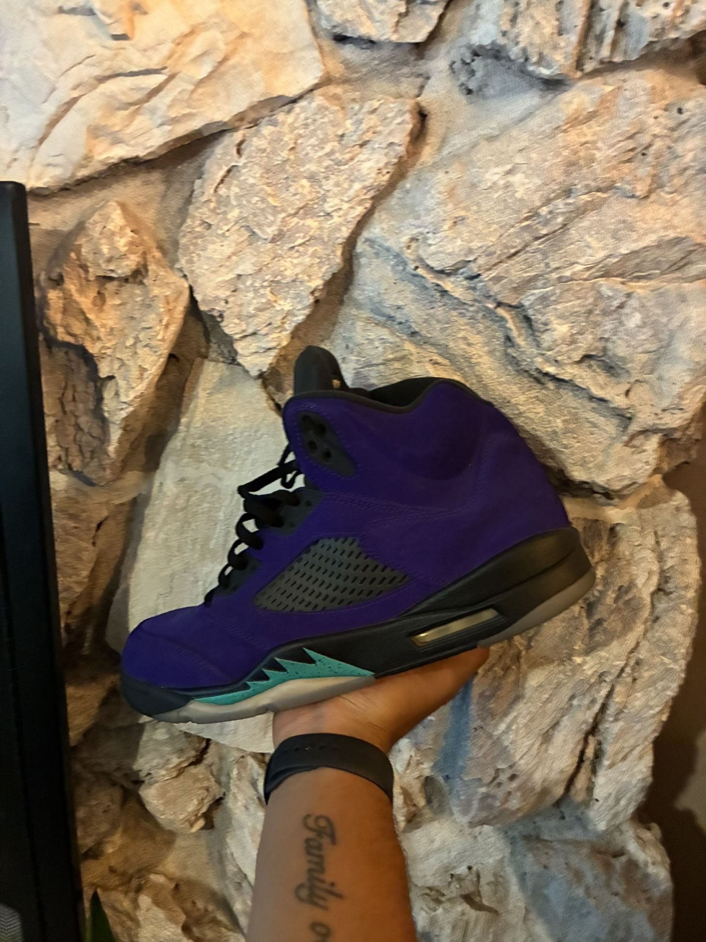 Jordan 5 Alternate Grape Sz 14