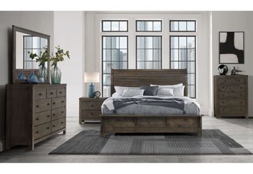 👑🔥 **KING BEDROOM SET SALE! 🔥 DELIVERY & SETUP AVAILABLE!** 👑