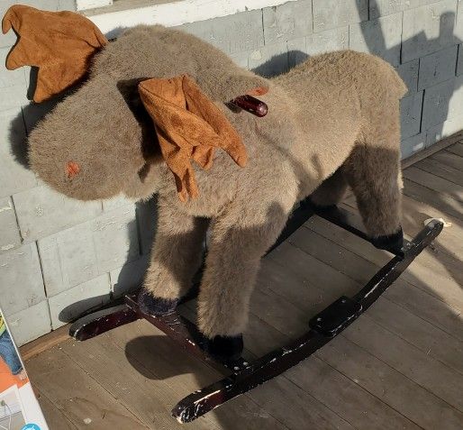 Rocking Moose