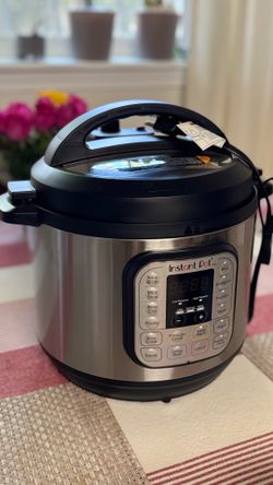 Instant Pot Duo 8 Quart 7-in-1 Pressure Cooker – Open Box, Never Used