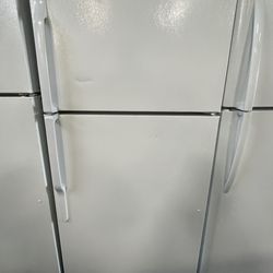 Refrigerator GE 30”
