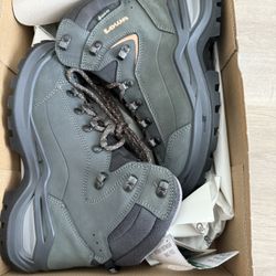 Lowa Renegade Evo GTX Mid Hiking Boots